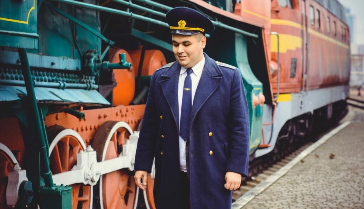 how-to-become-a-train-conductor